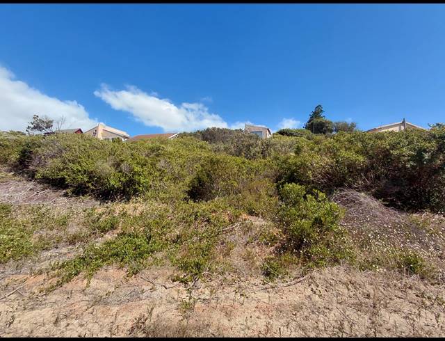 722M² VACANT LAND FOR SALE IN PARADISE BEACH